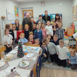 Odebran ie Betlejemskiego Światła od skautów słowackich