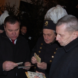 Odsłonięcie tablicy upamiętniąjcej tragedię górnośląską 1945