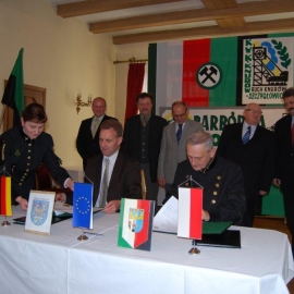 Podpisanie umowy - 25.10.2010r.
