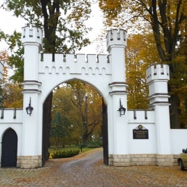 Zwiedzanie Pałacu w Sulislawie w dniu 26.10.2016r.